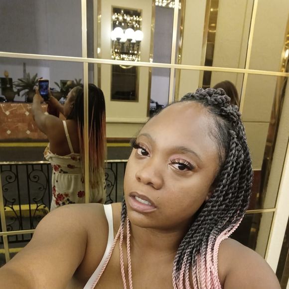 missteetee86